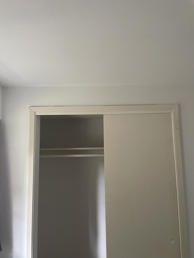 Photo du bâtiment - 1842 W 63rd Ave