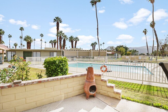 Building Photo - Charming Cathedral City Condo with Territo...