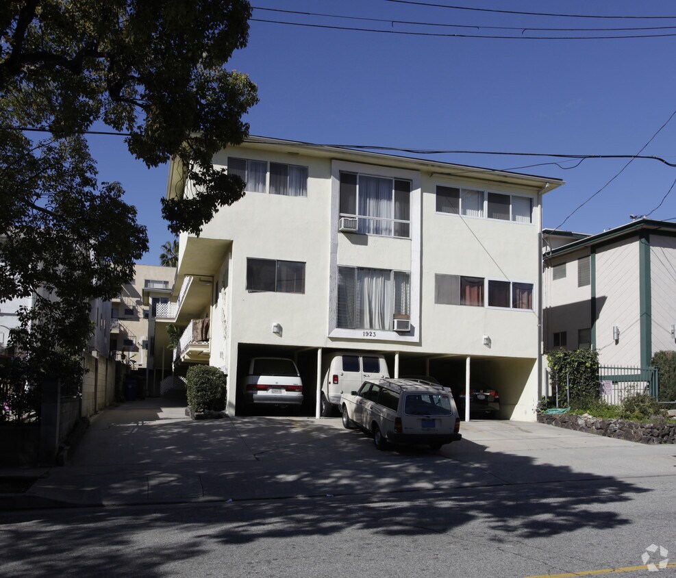 Foto del edificio - 1923 Tamarind Ave
