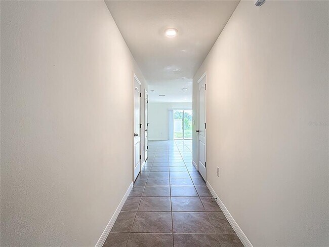 Foto del edificio - 6632 Druid Wy