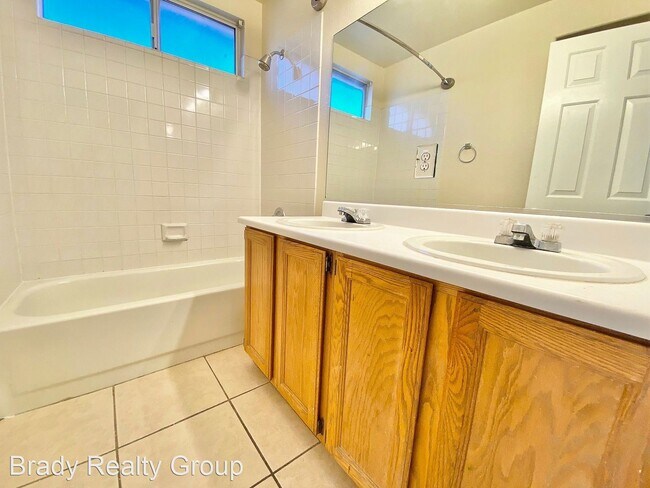 Building Photo - 5 br, 3 bath House - 7309 Mercado Court