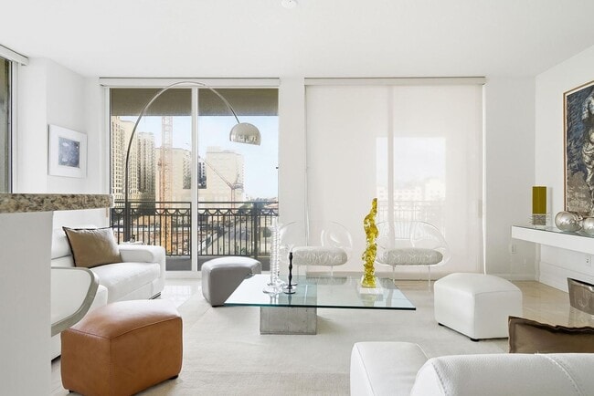 Foto del edificio - 550 Okeechobee Blvd