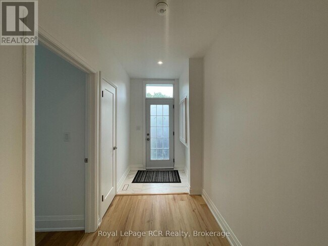 Photo du bâtiment - 61 Cedar St