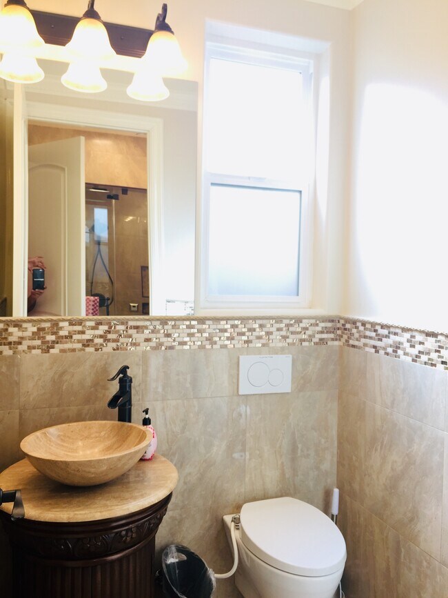 Toilet with Vanity - 1254 Glenmoor Way