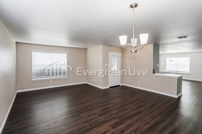 Foto del edificio - 1100 Beechwood Ln