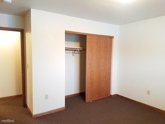 Building Photo - 3780 S 43rd St