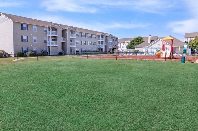 Dog Park - Bayview Place Apartments