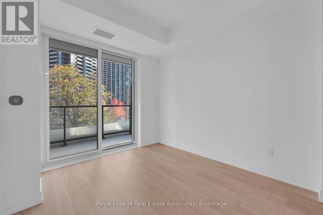 Building Photo - 60 Central Park Roadway