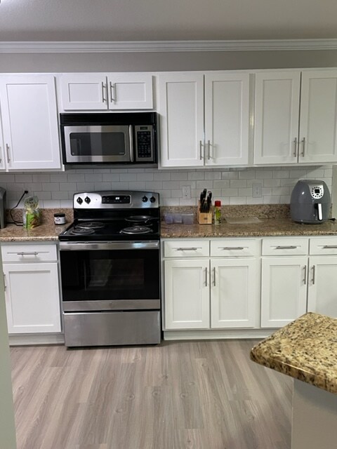 Foto del edificio - 7321 Yountville Dr