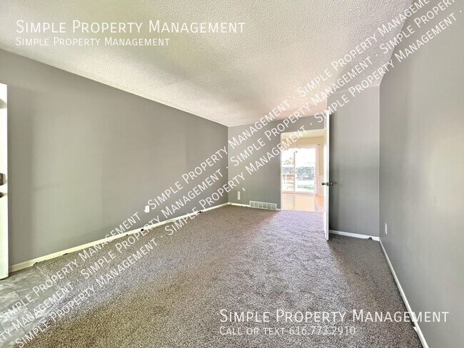 Foto del edificio - Nice 2 Bed 1 Bath Duplex in Allendale