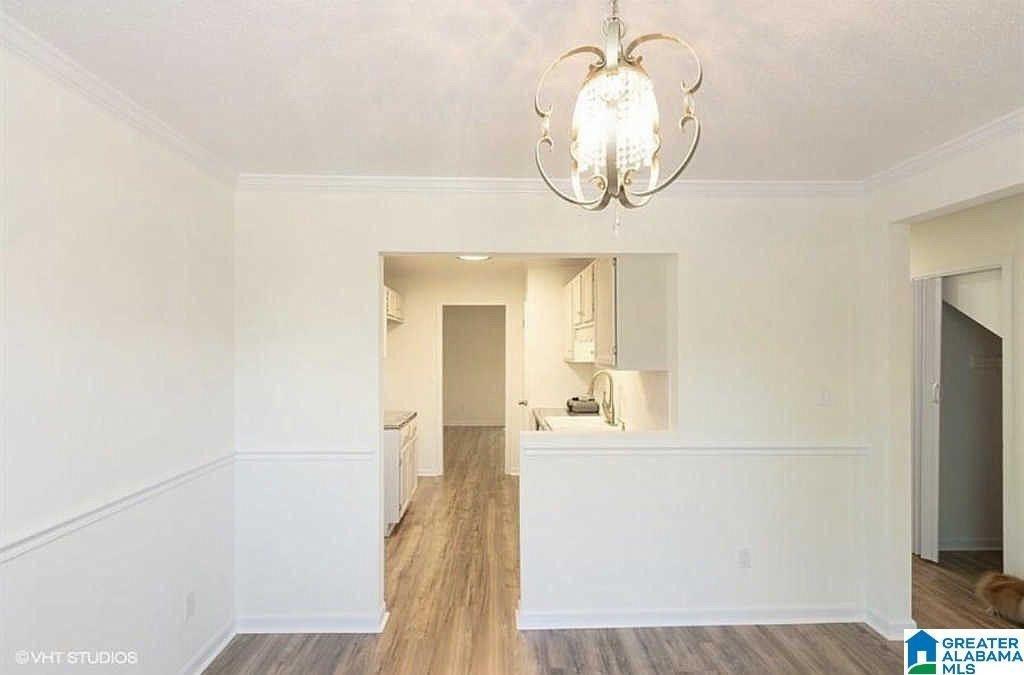 Foto del edificio - 6157 Crest Green Rd