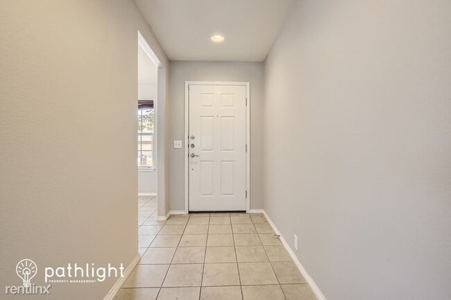 Building Photo - 4 br, 2.5 bath House - 15936 BlakeTree Dr ...