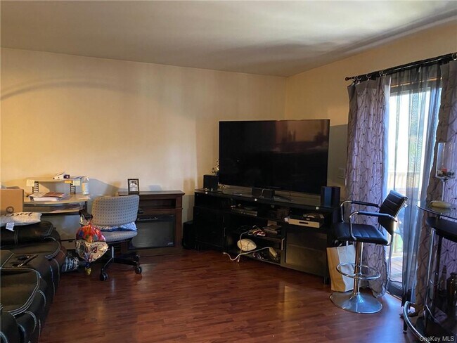 Foto del edificio - 8306 Chelsea Cove N