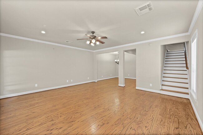 Foto del edificio - 4631 Trembling Forest Ln