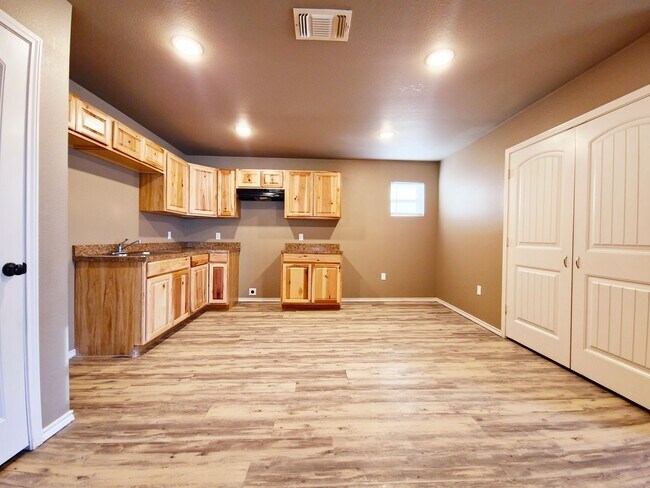 Foto del edificio - Cozy 3/2/1 in Northeast Lubbock
