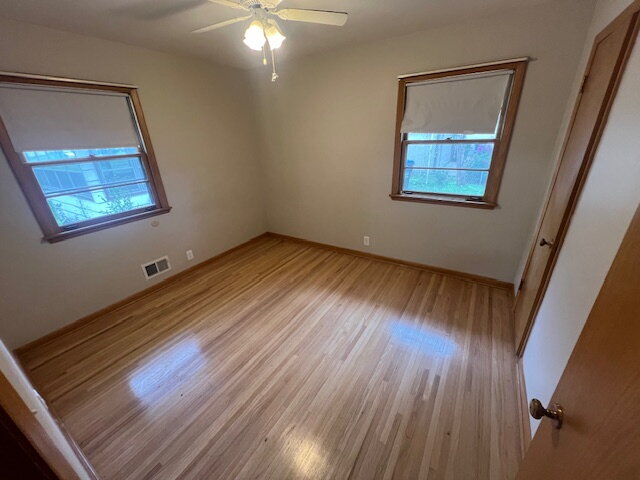 Foto del edificio - Updated 5-Bedroom Roseville Home with Yard...