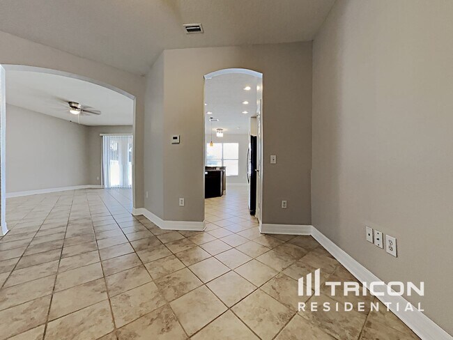 Building Photo - 214 Fern Gulley Drive Seffner FL