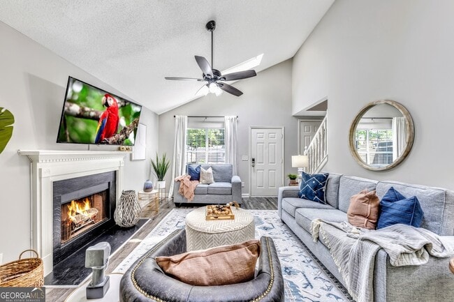 Foto del edificio - 4210 Lakes End Dr NW