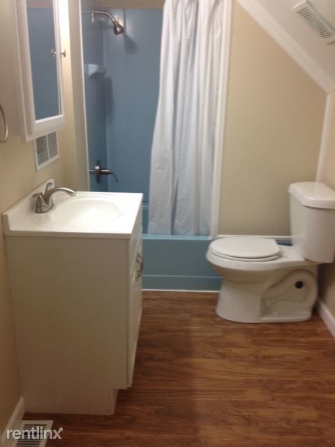 Building Photo - 3 br, 1 bath House - 521 Taylor St