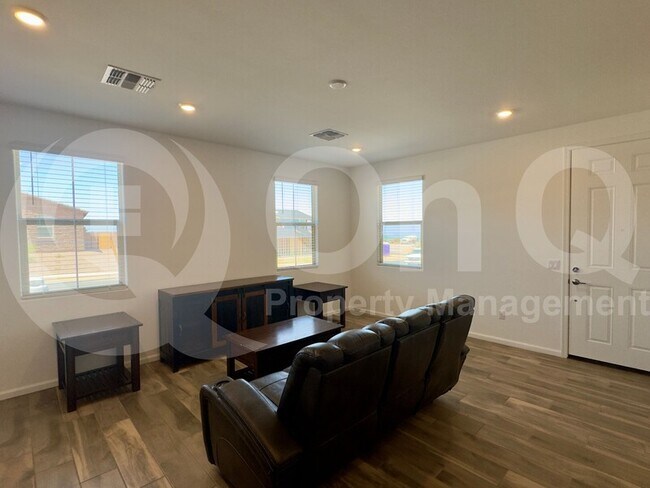 Building Photo - 17599 South Grassland Way