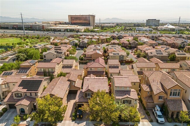 Foto del edificio - 1857 Cape Cod Landing Dr