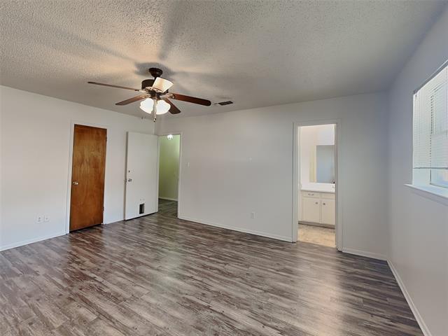 Foto del edificio - 6220 Wheaton Dr