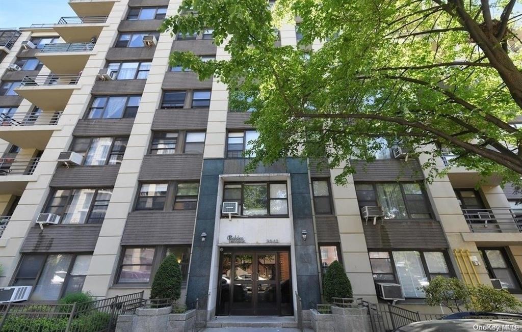 Foto principal - 98-10 64th Ave