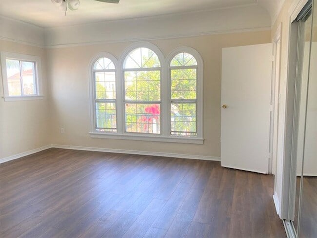 *MOVE IN SPECIAL* Spacious 6-Bedroom Home ... - *MOVE IN SPECIAL* Spacious 6-Bedroom Home ...