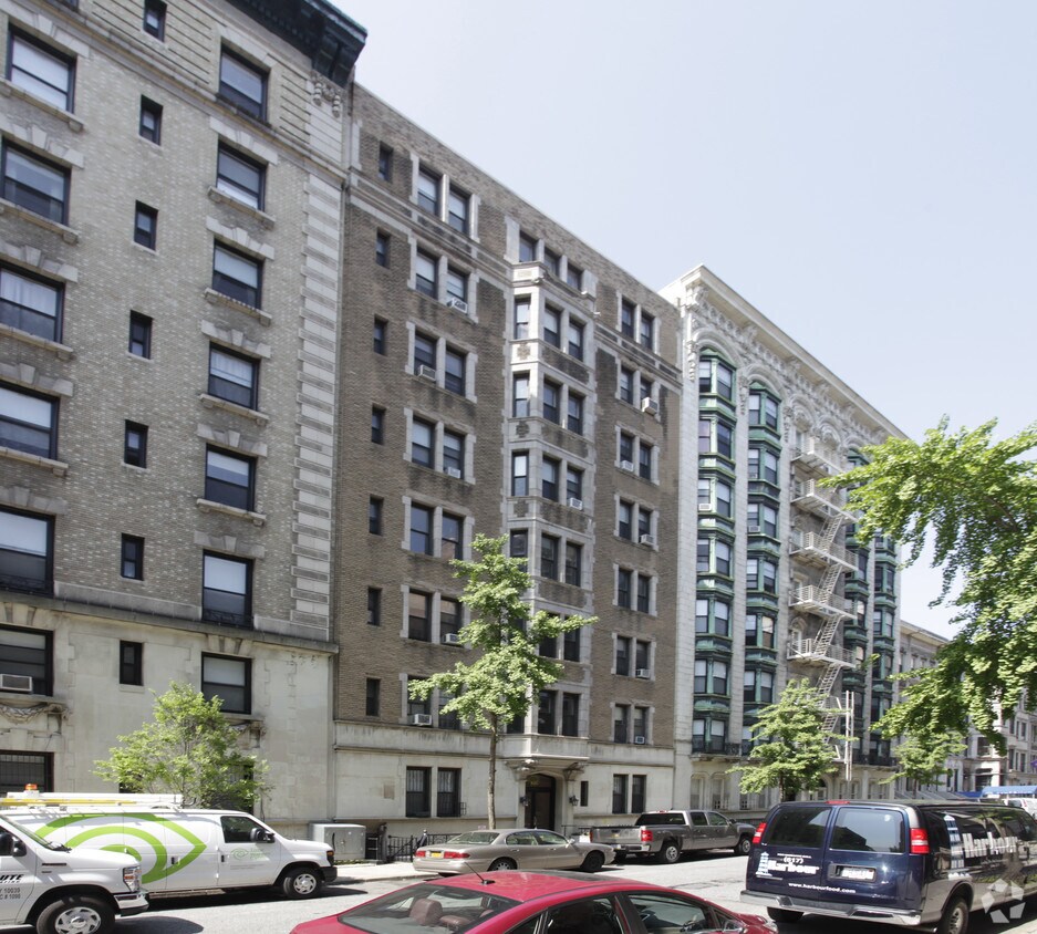 Foto principal - 530 W 113th St