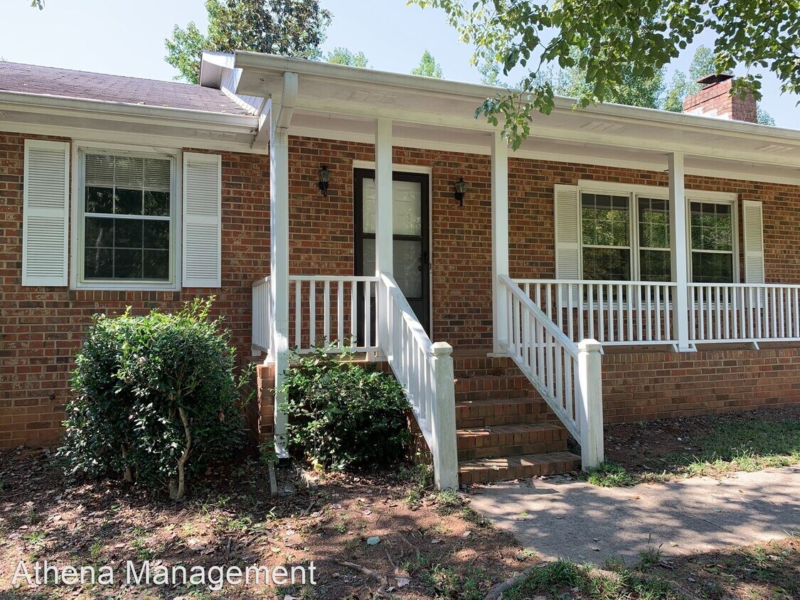 Primary Photo - 3 br, 2 bath House - 1021 Bowman Way