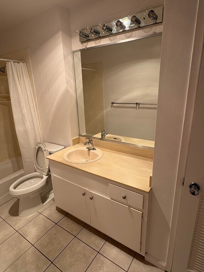 Foto del edificio - 3840 Howe St