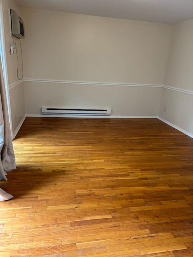 Interior Photo - F &amp; A Grand Assoc LLC
