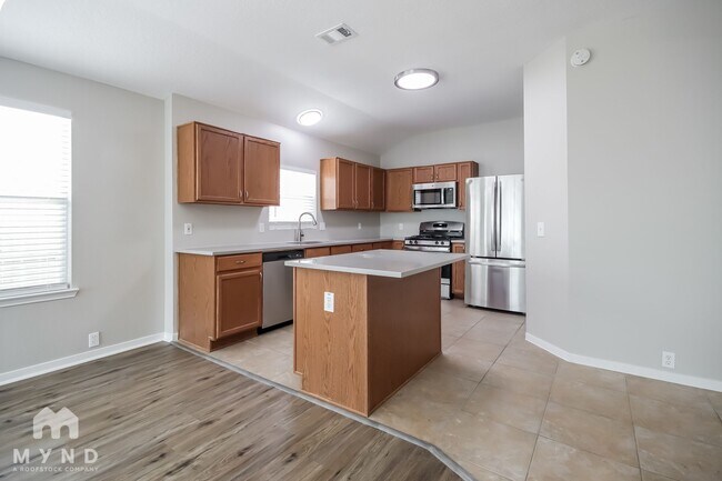 Building Photo - 7318 Rosebud Bend Dr