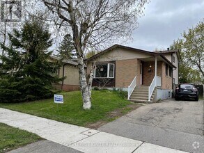 Building Photo - 26 Carberry Crescent