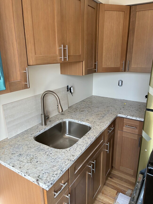 Foto del edificio - 309 E 22nd St