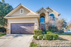 Foto principal - 10419 Avalon Ridge