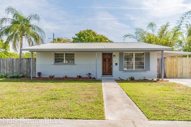 Building Photo - 3 br, 1 bath House - 6402 S. Cameron Ave.
