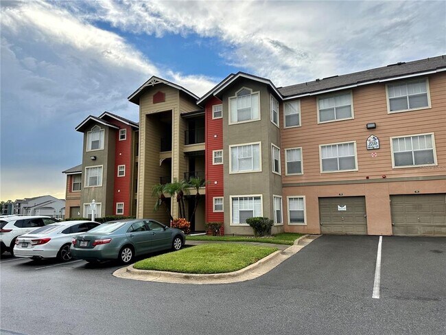 Building Photo - 2213 Grand Cayman Ct