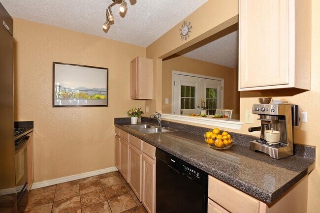 Building Photo - LARGE DECK  |  MATURE TREES  |  GREAT LOCA...