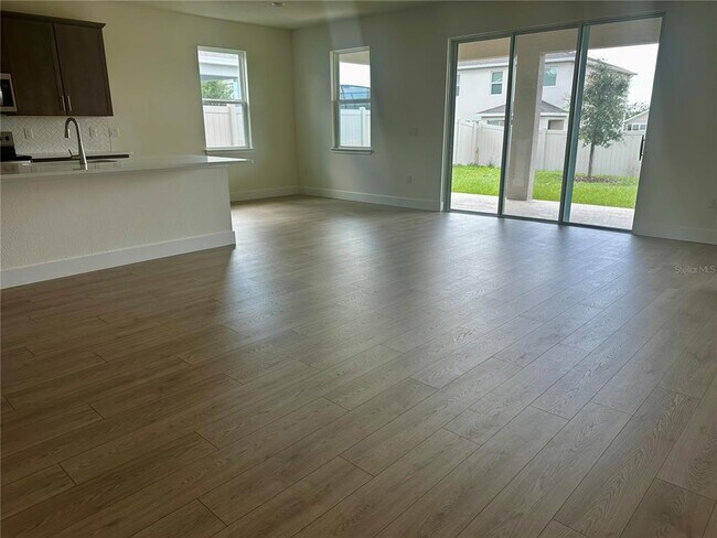 Foto del edificio - 4281 SW 52nd Lane Rd