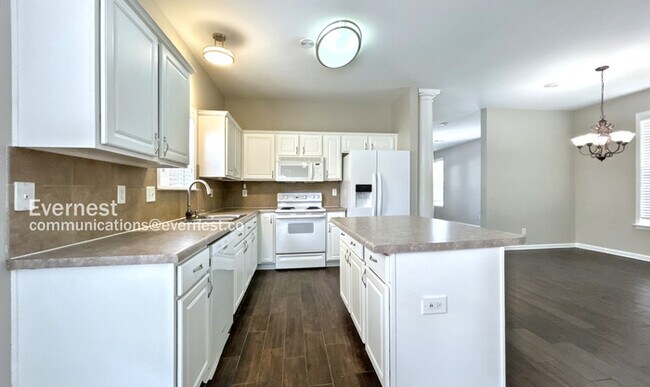Foto del edificio - 1271 Fleets Harbor Dr