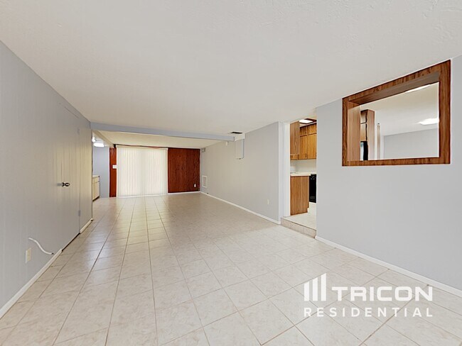 Building Photo - 6360 34th Avenue N St Petersburg FL