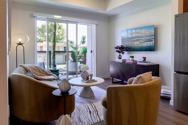 Building Photo - PENDANT on Topanga