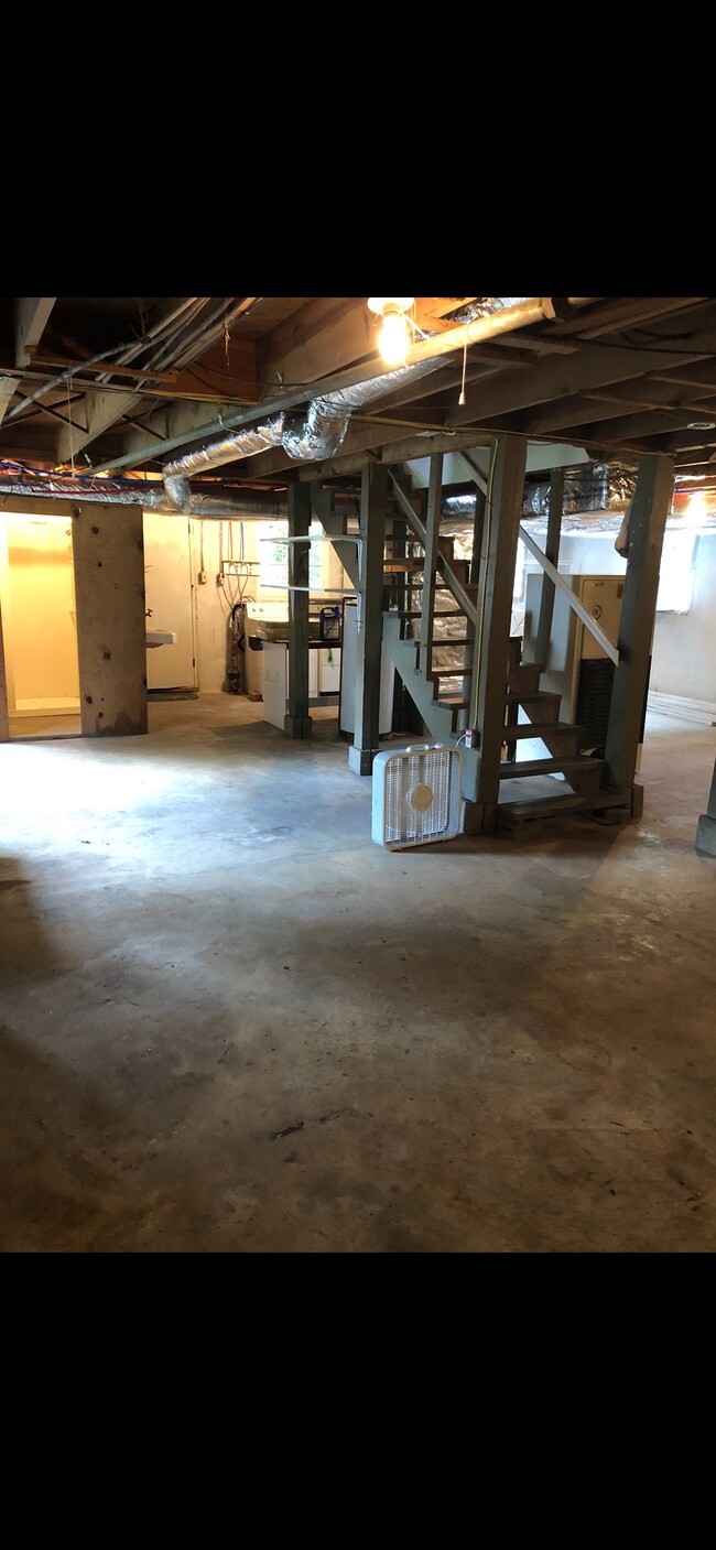 891 Cumberland Dr, Clarksville, TN 37040 House Rental in Clarksville