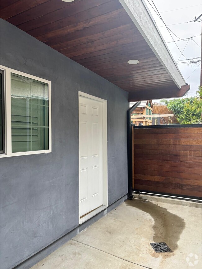 Building Photo - 1241 Christina Ct