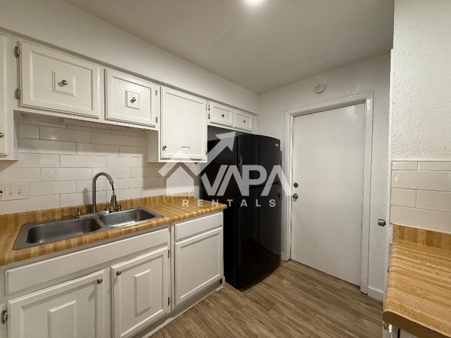 Foto del edificio - 6507 Ridge Peak Dr