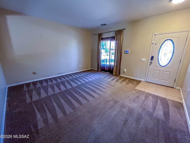 Building Photo - 879 W Via De Gala