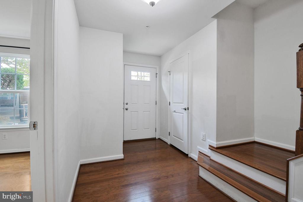 Foto principal - 3636 Wright Terrace