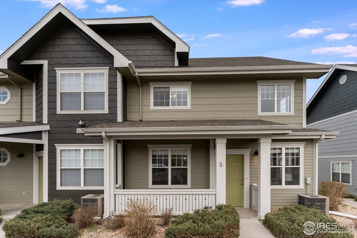Foto principal - 3330 Apple Blossom Way
