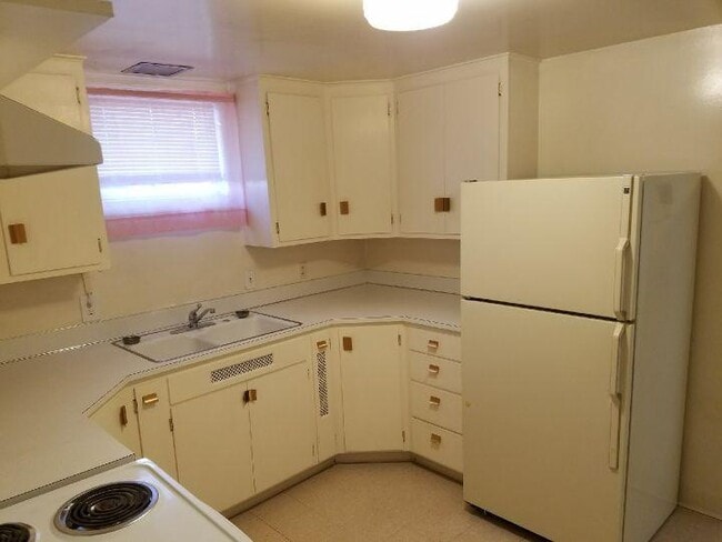Building Photo - 2 bedroom in Billings MT 59101